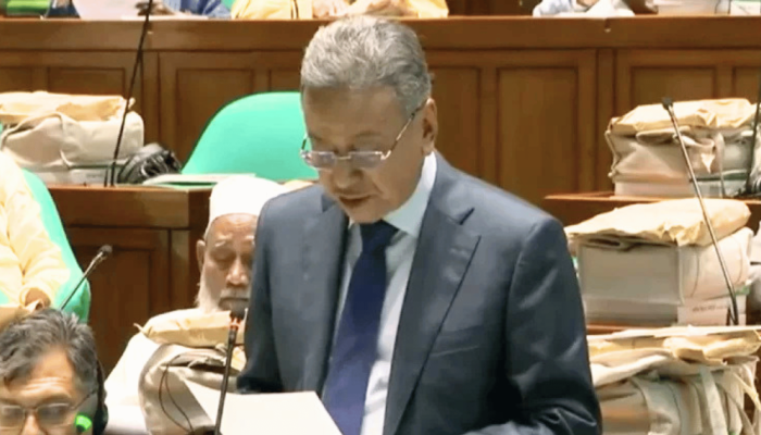 বাজেটে বেসরকারি চাকরিজীবীদের জন্য বড় সুখবর