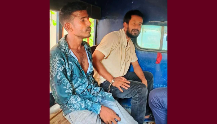মাদকবিরোধী অভিযানে গিয়ে স্বর্ণ চুরি! গণপিটুনির শিকার দুই পুলিশ ও দুই সোর্স