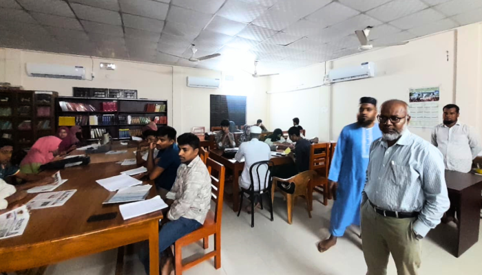 জাবিপ্রবি কেন্দ্রীয় গ্রন্থাগারে এসি স্থাপনে স্বস্তি,  খুশি শিক্ষার্থীরা
