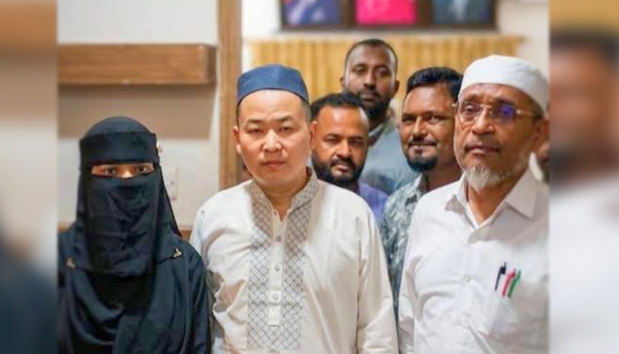 প্রেমের টানে চীন থেকে নেত্রকোনায়, মুসলিম হয়ে তরুণীকে বিয়ে