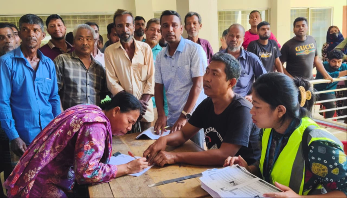 বাঘাইছড়িতে বন্যা ও ভূমিধসে ক্ষতিগ্রস্ত ২৫০ পরিবার পেল ‘আশিকা’র সহায়তা