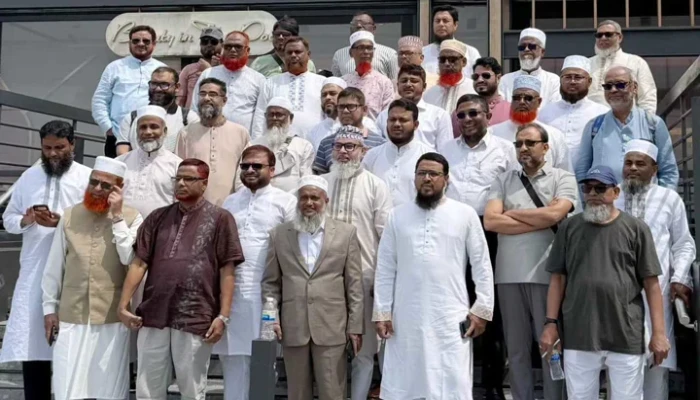 একসঙ্গে বিদেশ সফরে জামায়াতের ৩৪ এমপি, যা বলছে দল