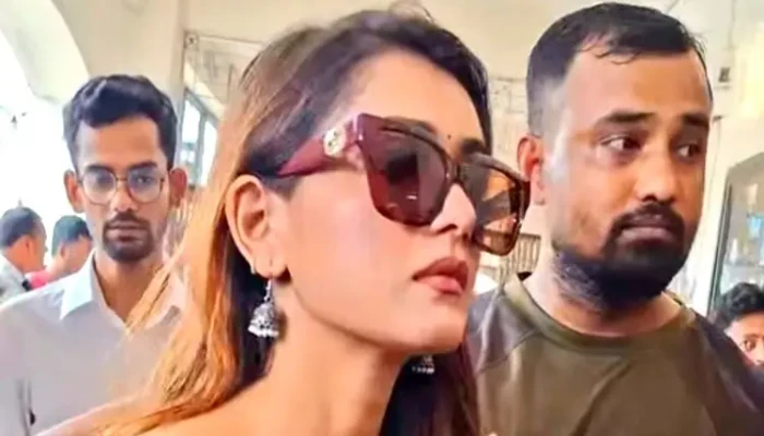 ২৮ হাজার টাকার শাড়ি নিয়ে প্রতারণা: মামলায় জামিন পেলেন তানজিন তিশা