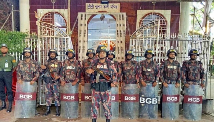 সীমান্তবর্তী ২,৭২৭ পূজামণ্ডপের নিরাপত্তায় ১০ হাজার বিজিবি সদস্য